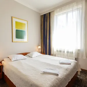 Aparthotel Stadion, Varsavia