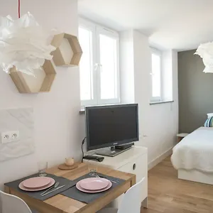Appartamento Willow Pillow Nowowiejska, Varsavia